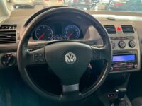 Volkswagen Touran 14