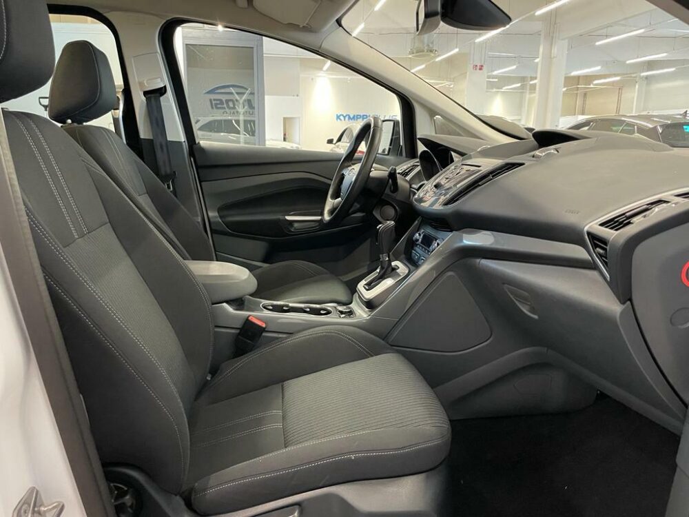 Ford Grand C-Max 13
