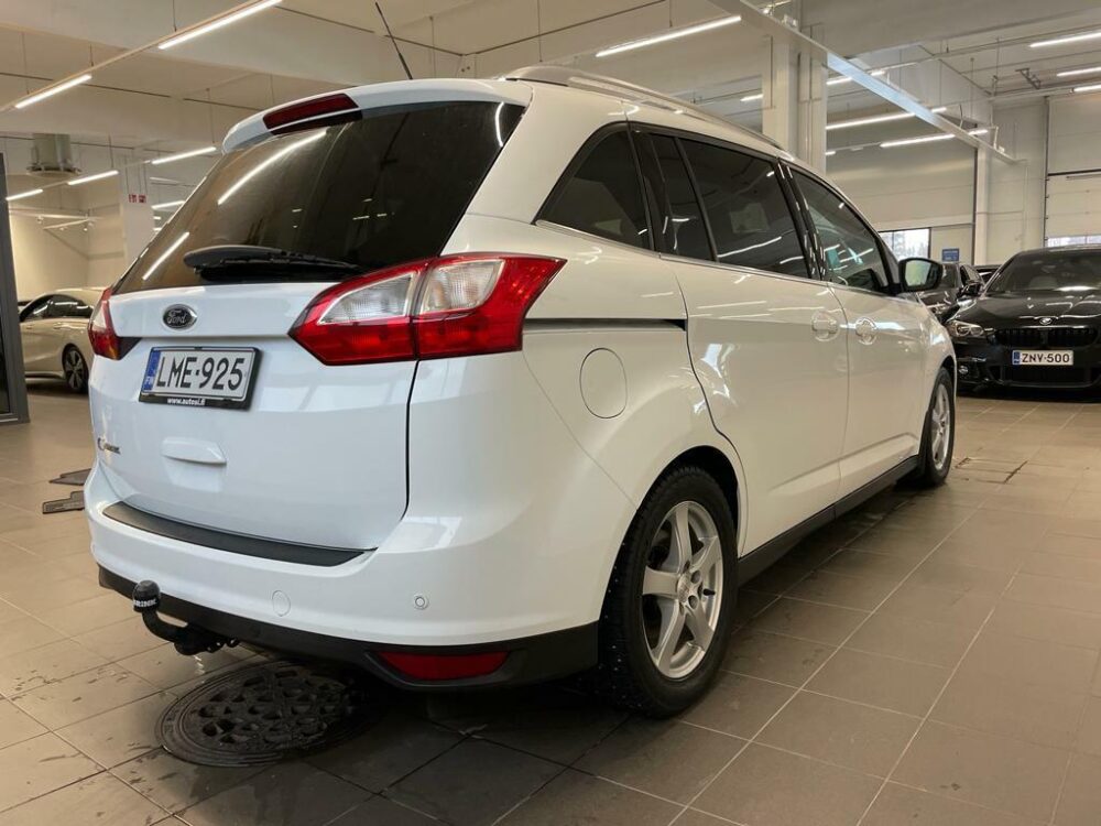 Ford Grand C-Max 6