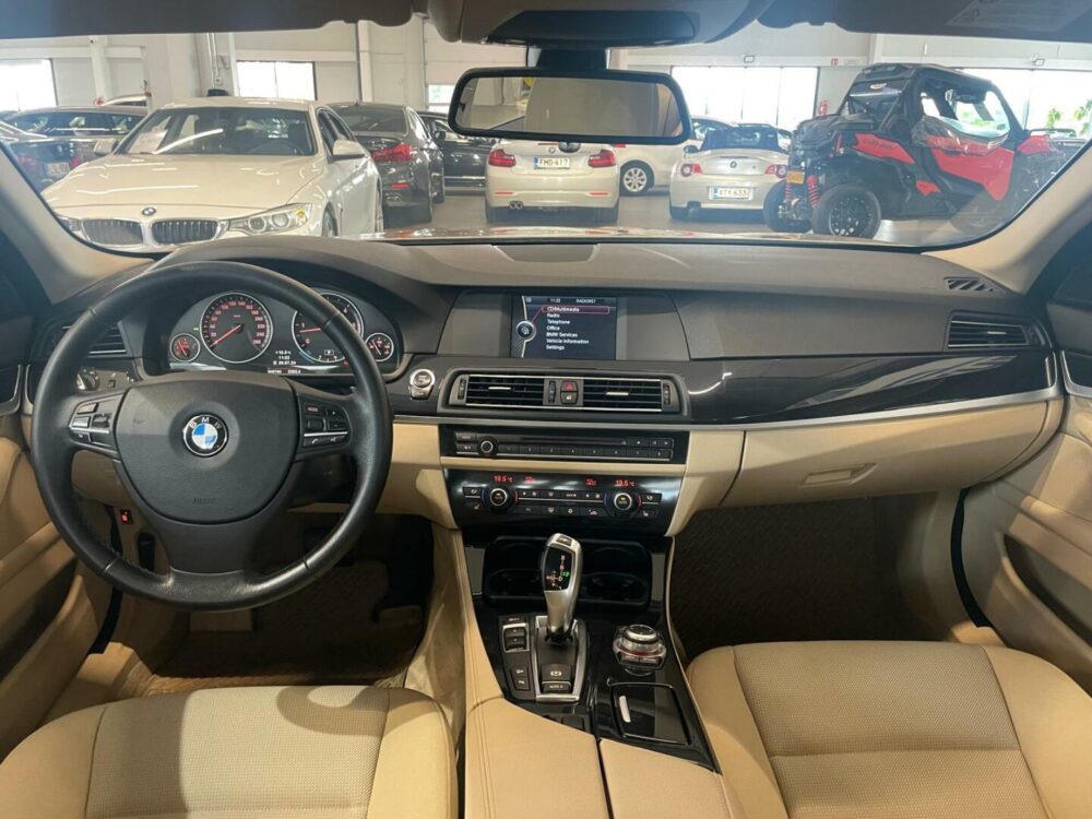 BMW 530 12