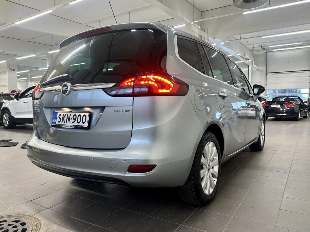 Opel Zafira Tourer 2