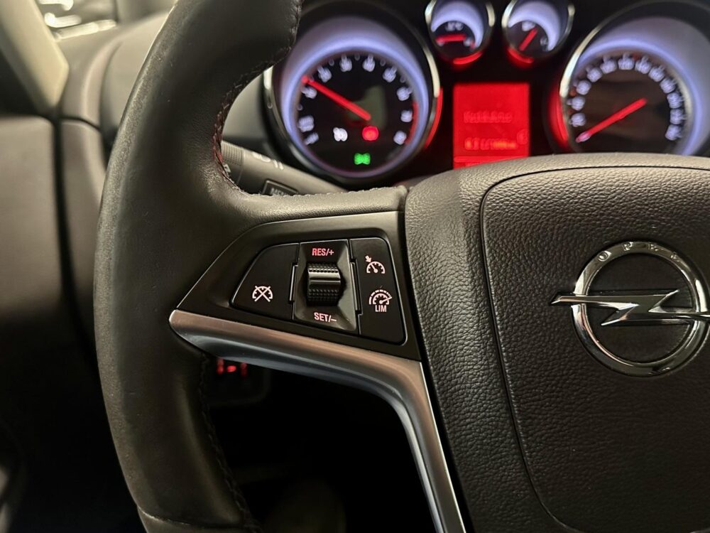 Opel Zafira Tourer 14