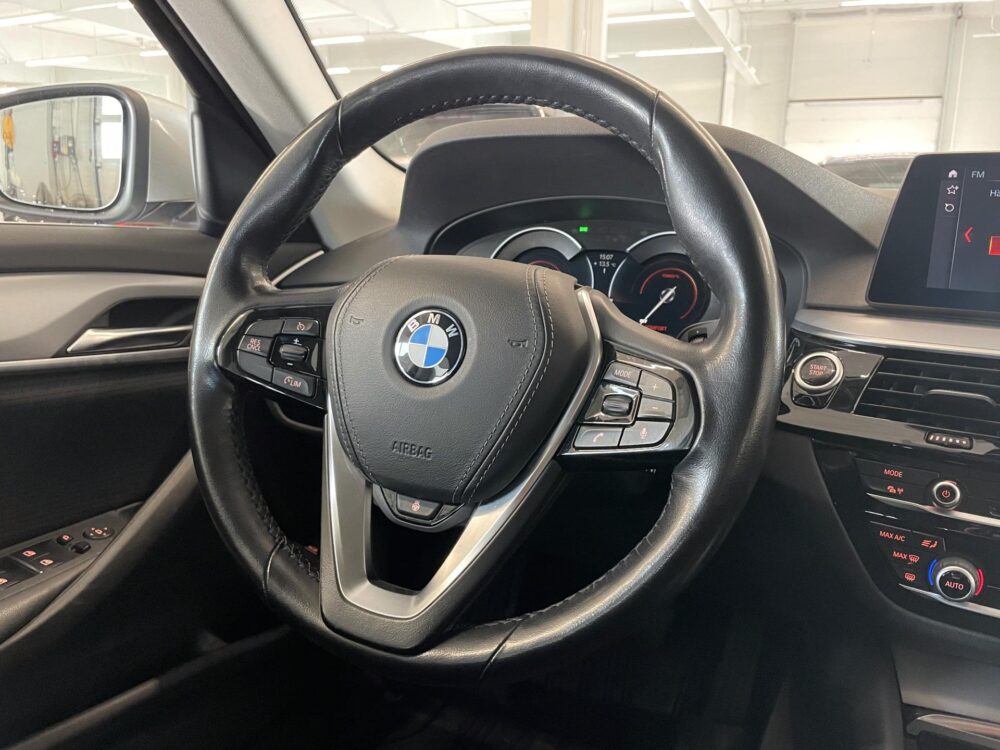 BMW 530 16