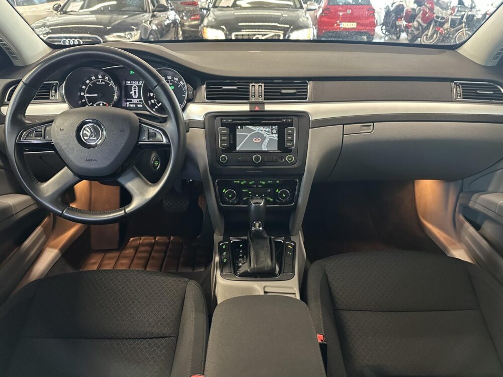 Skoda Superb 14