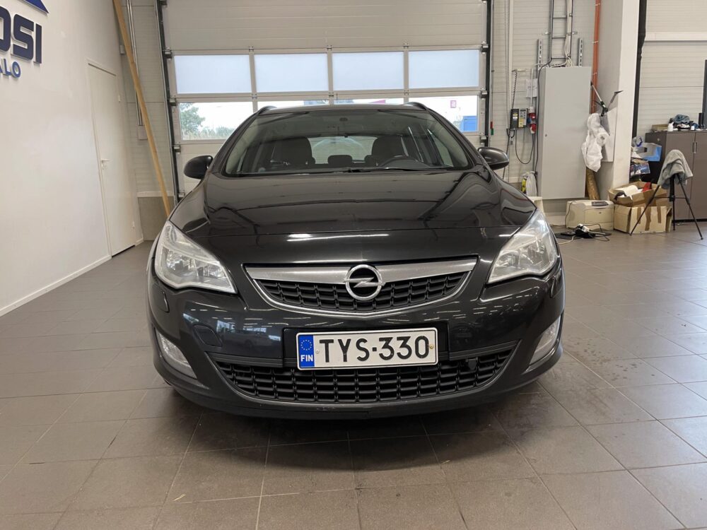 Opel Astra 6