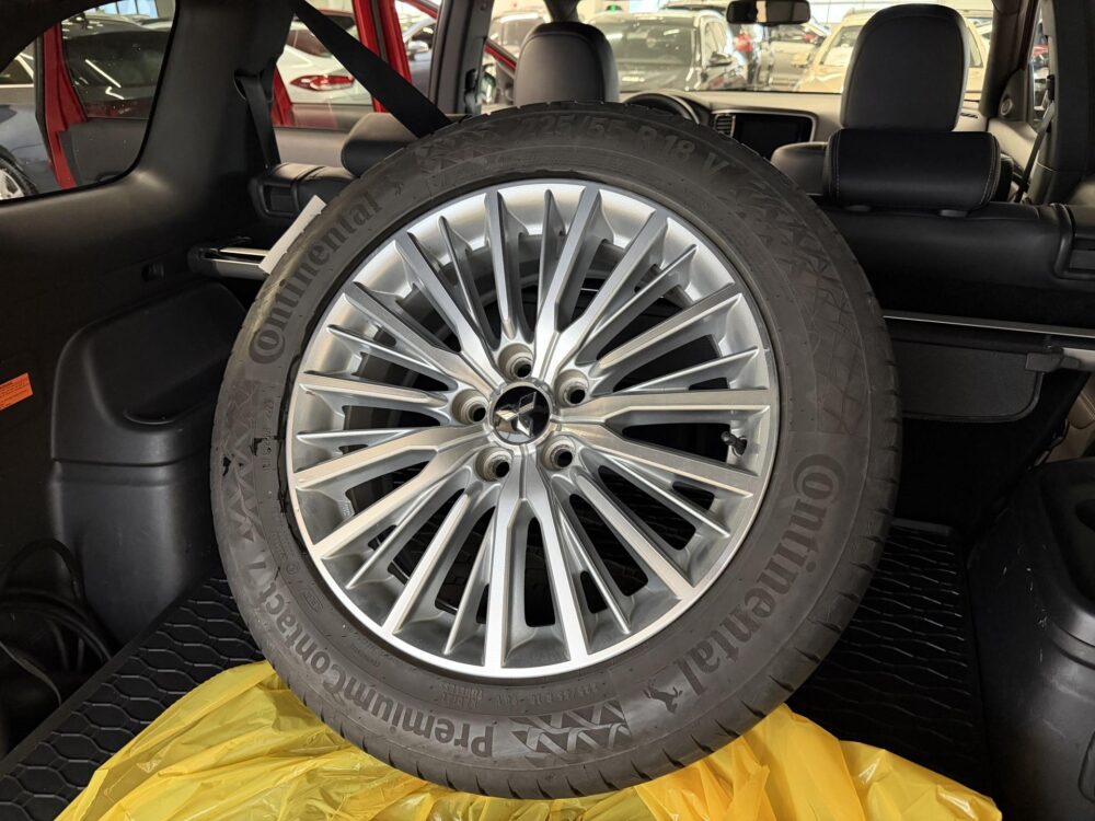 Mitsubishi Outlander PHEV 11