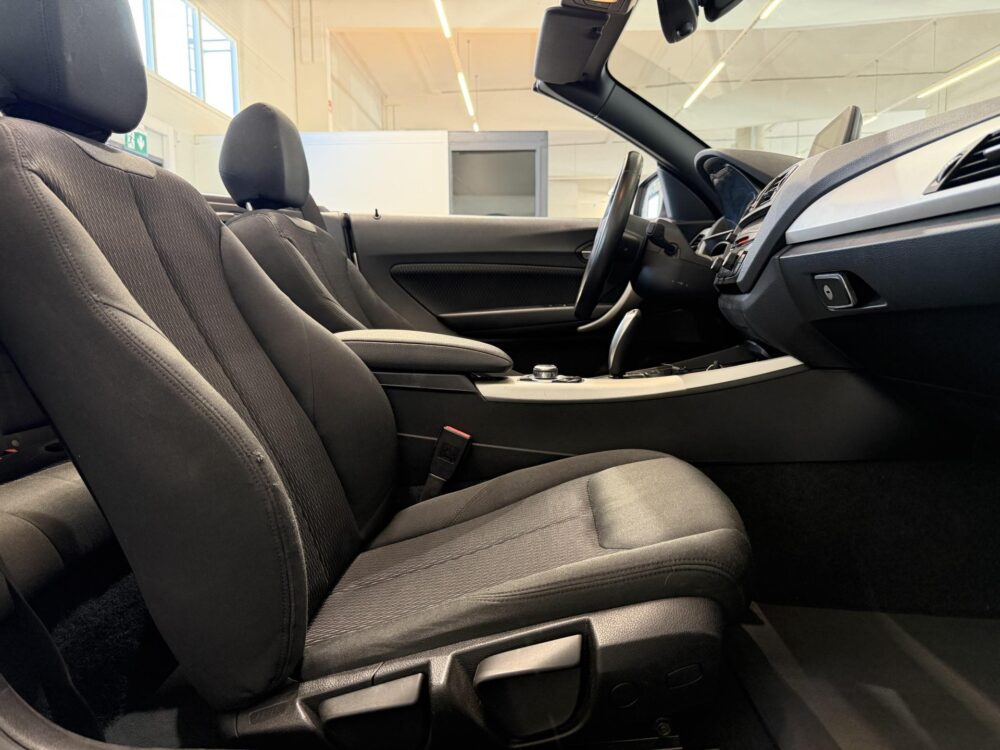 BMW 220 12
