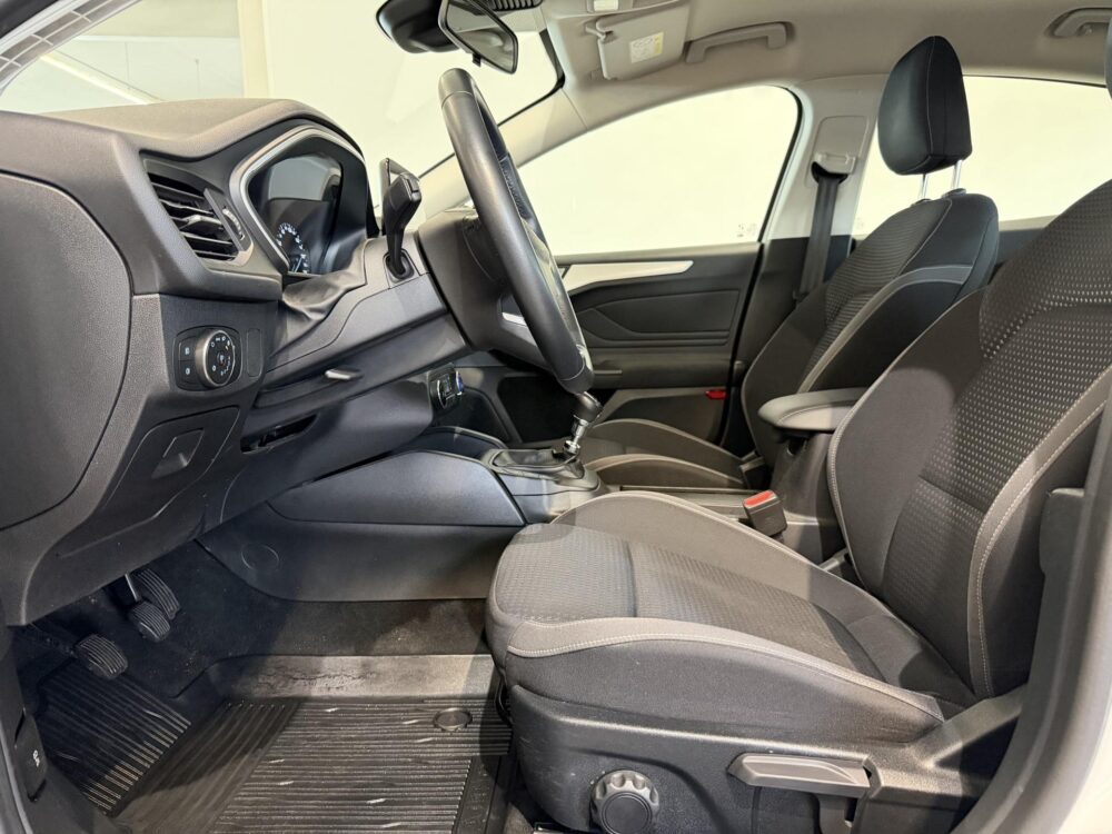 Ford Focus 7
