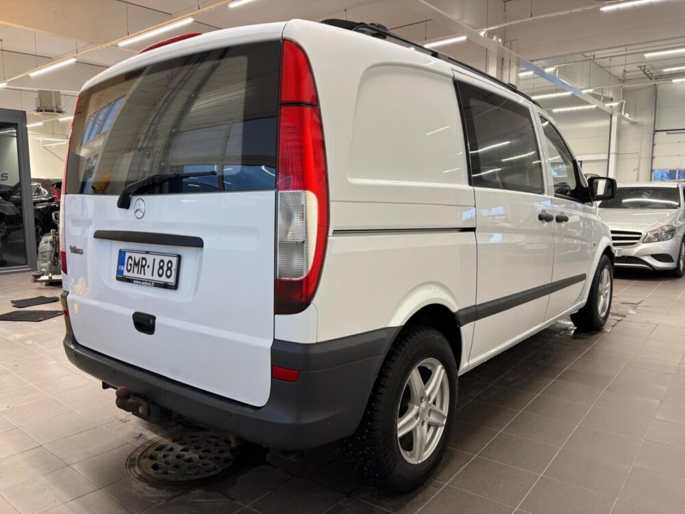 Mercedes-Benz Vito 4