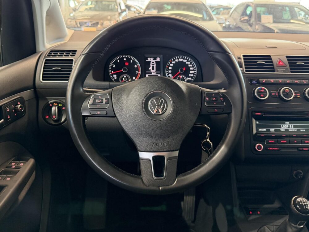 Volkswagen Touran 17