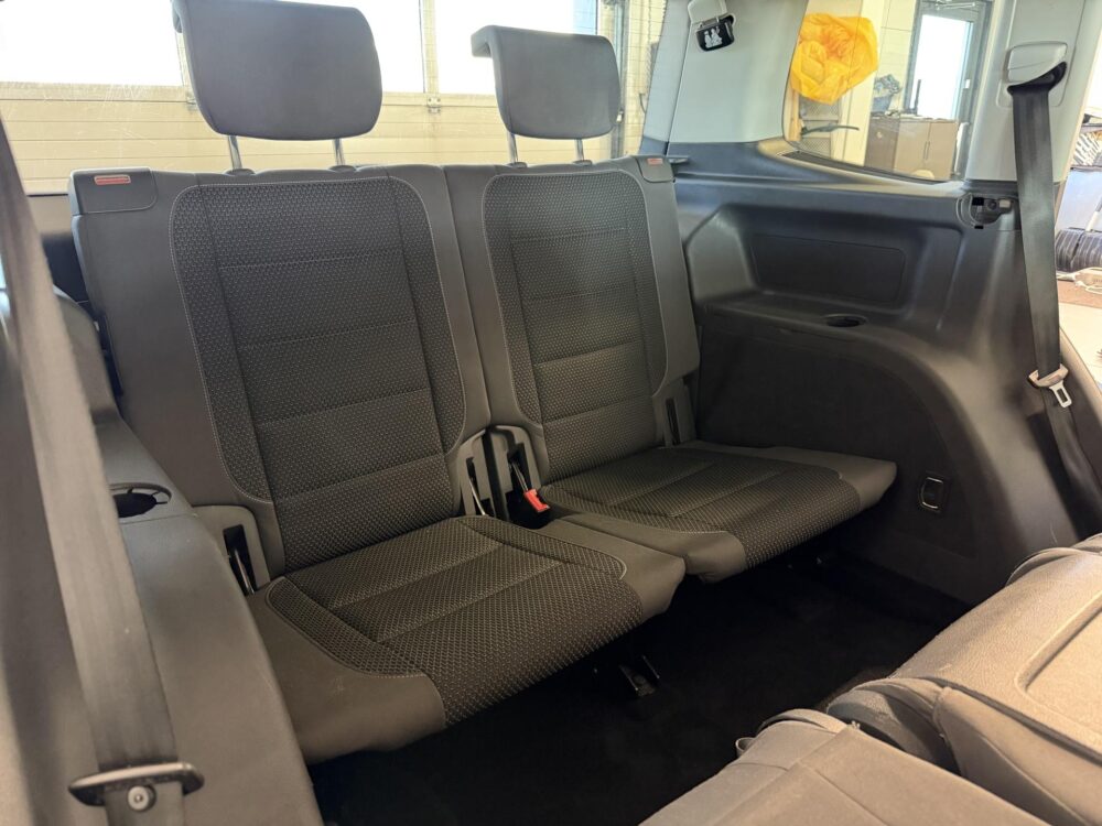 Volkswagen Touran 13