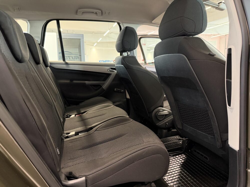 Citroen Grand C4 Picasso 14