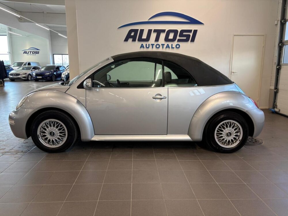 Volkswagen New Beetle 6