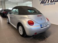 Volkswagen New Beetle 7