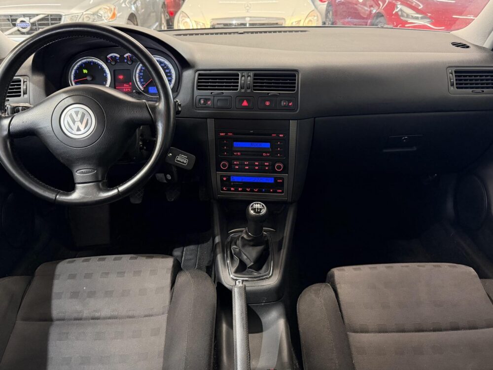 Volkswagen Golf 10