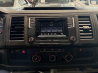Volkswagen Transporter 19