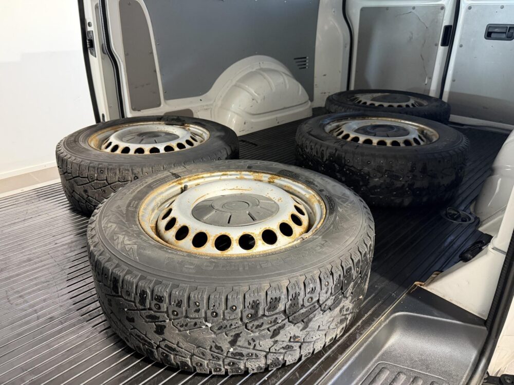 Volkswagen Transporter 12