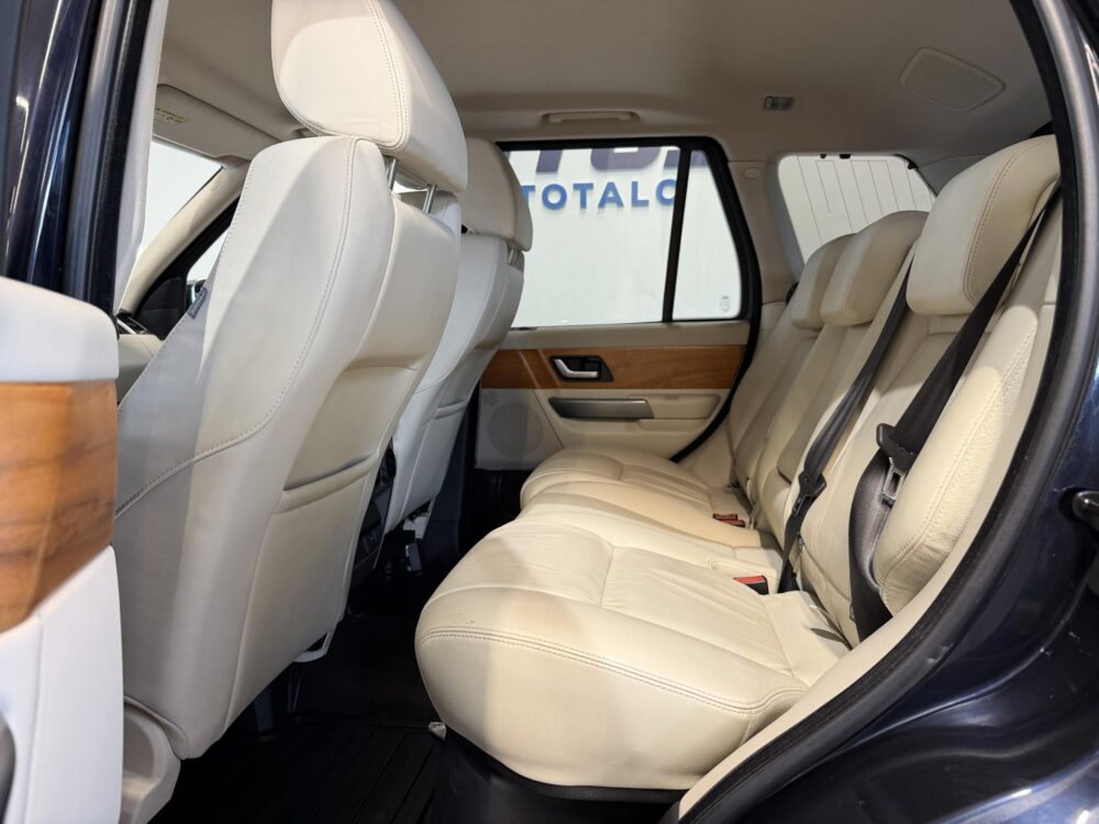 Land Rover Range Rover Sport 11