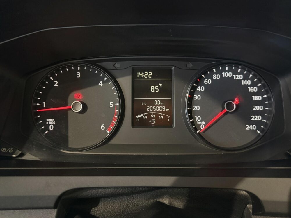 Volkswagen Transporter 19