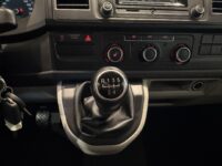 Volkswagen Transporter 21