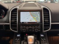 Porsche Cayenne 8
