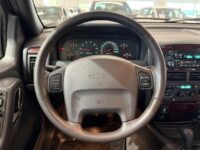Jeep Grand Cherokee 18