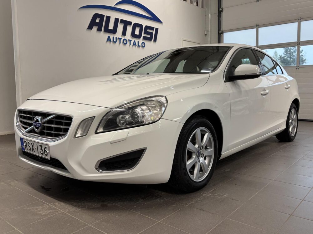 Volvo S60 1