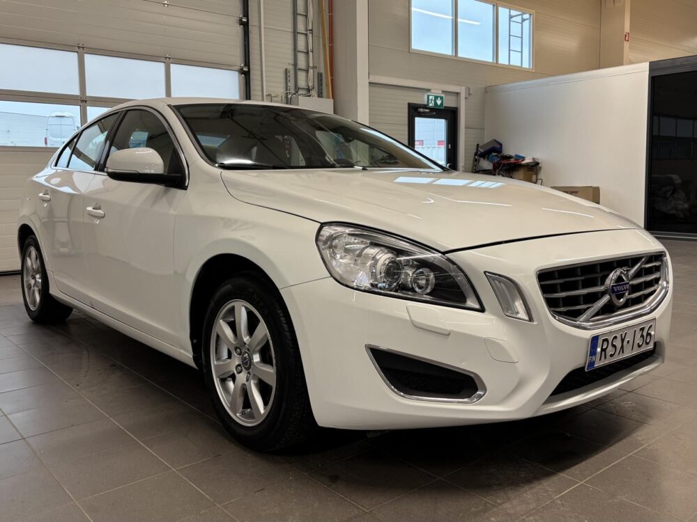 Volvo S60 5