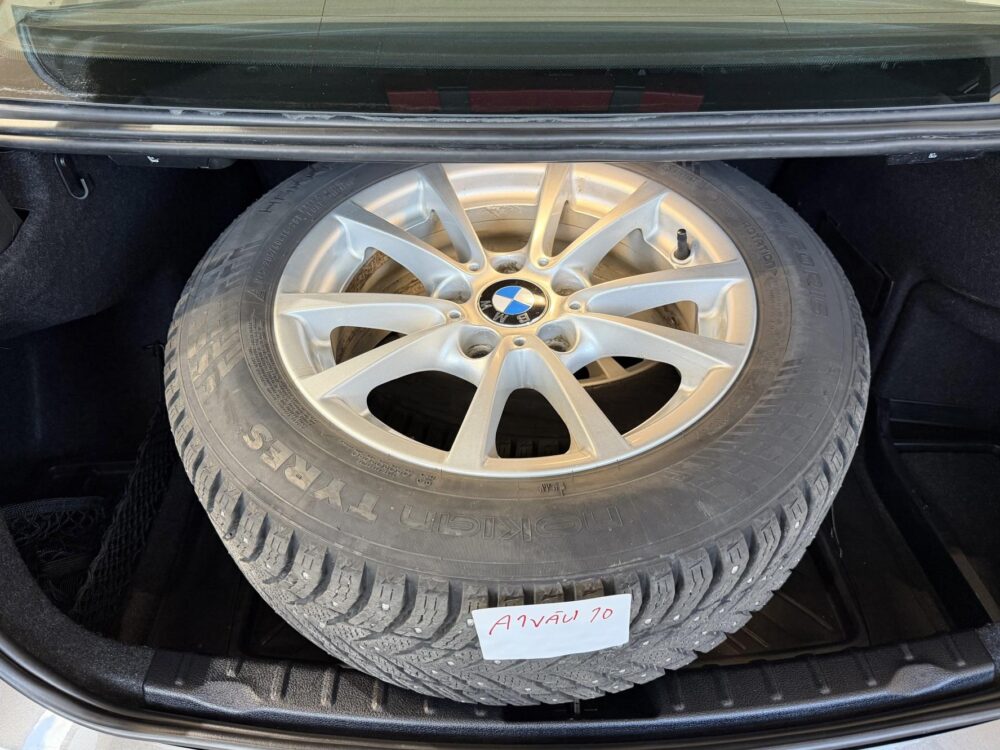 BMW 320 9