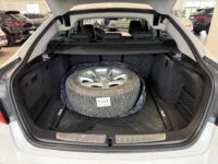 BMW 320 Gran Turismo 9
