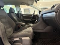 Volkswagen Golf 10