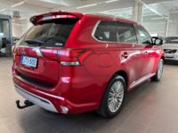 Mitsubishi Outlander PHEV 6