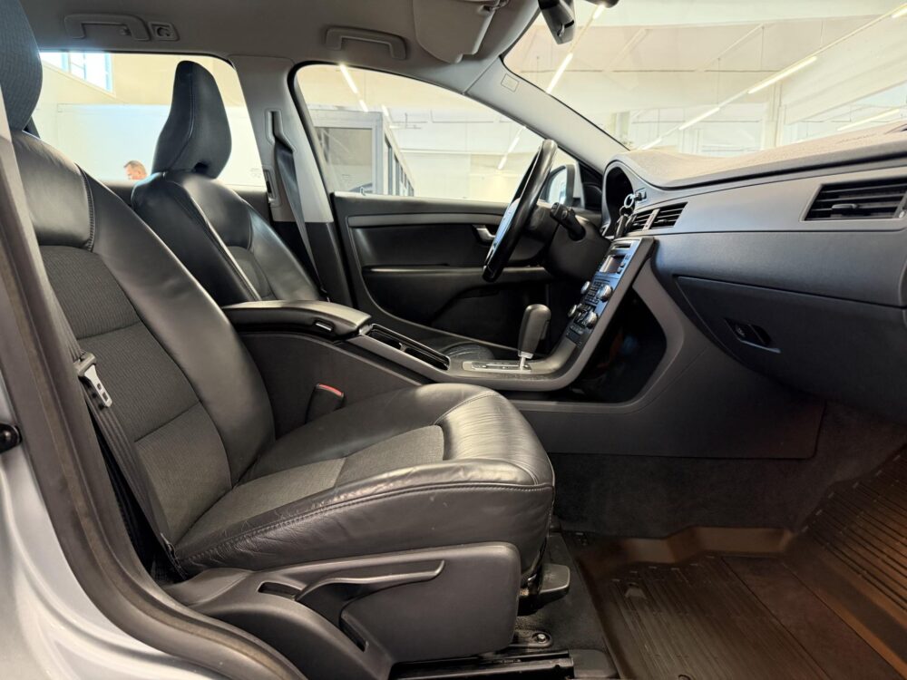 Volvo V70 10