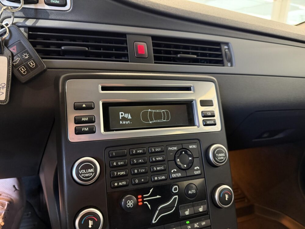 Volvo V70 16
