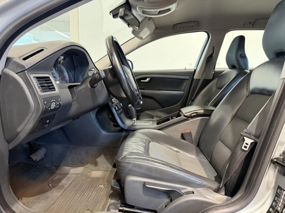 Volvo V70 7