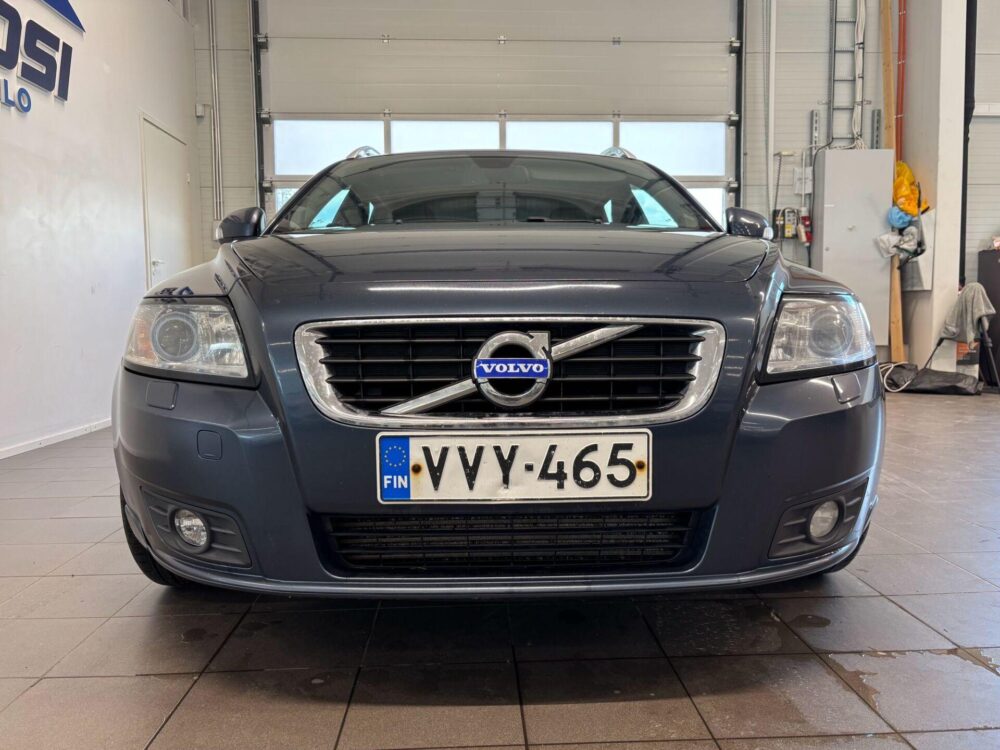 Volvo V50 6