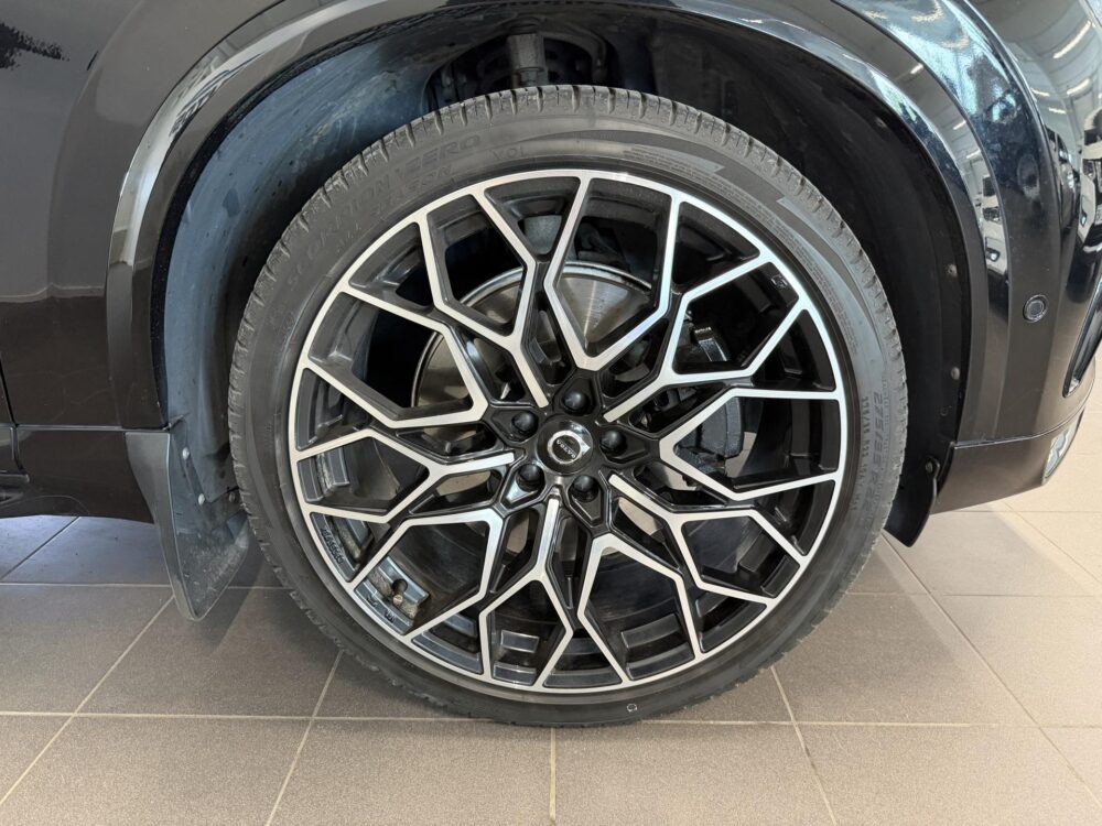 Volvo XC90 31