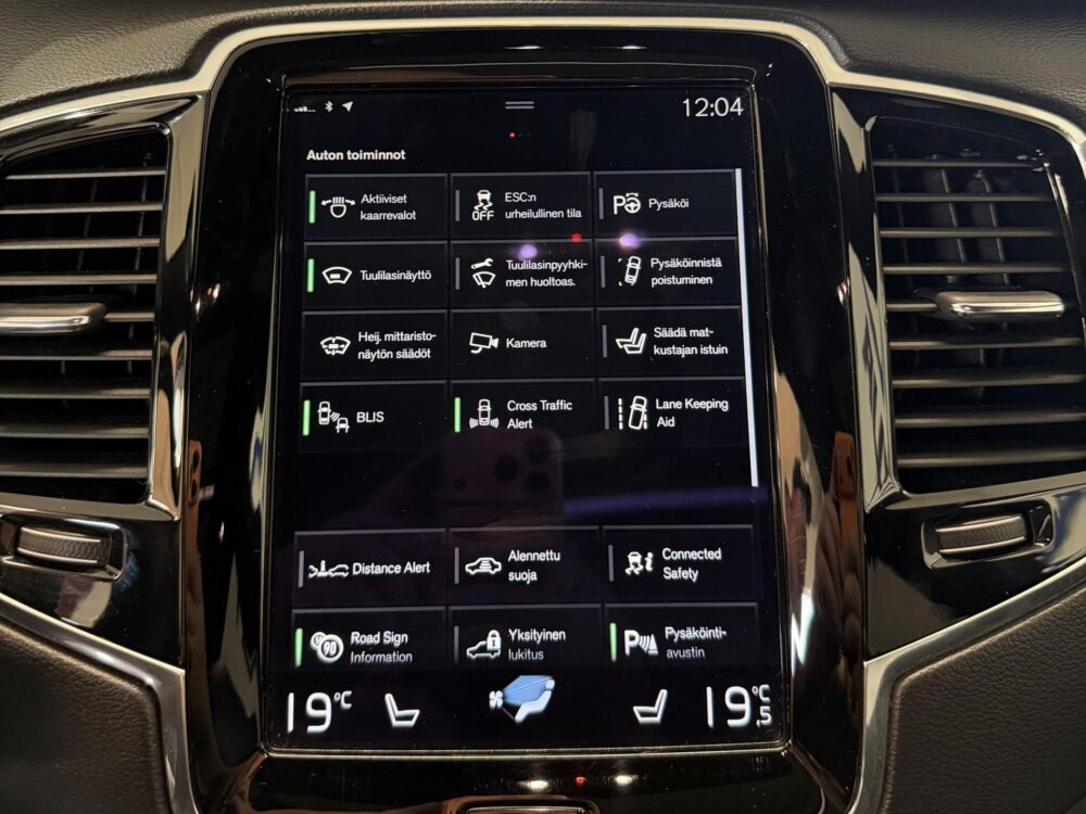 Volvo XC90 26