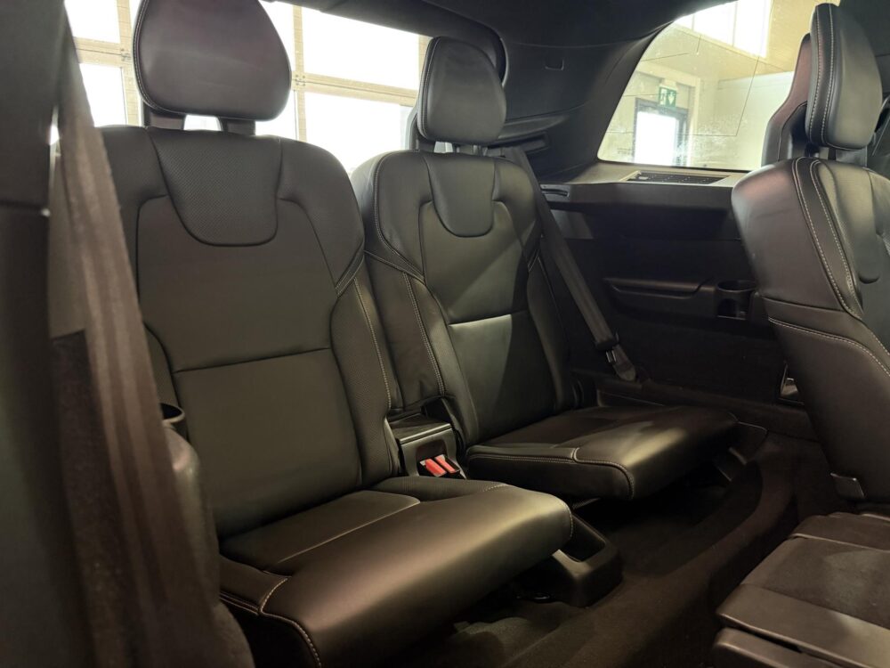 Volvo XC90 15