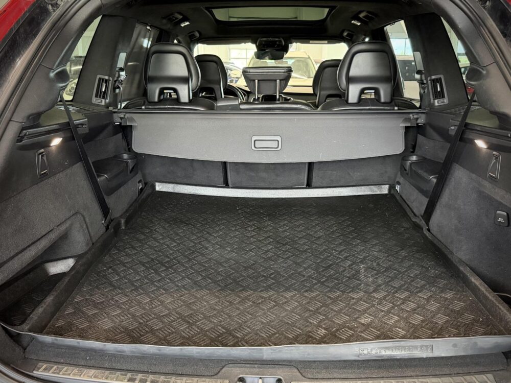 Volvo XC90 11