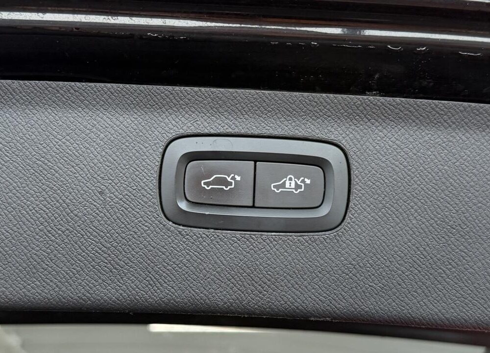 Volvo XC90 12