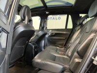 Volvo XC90 8
