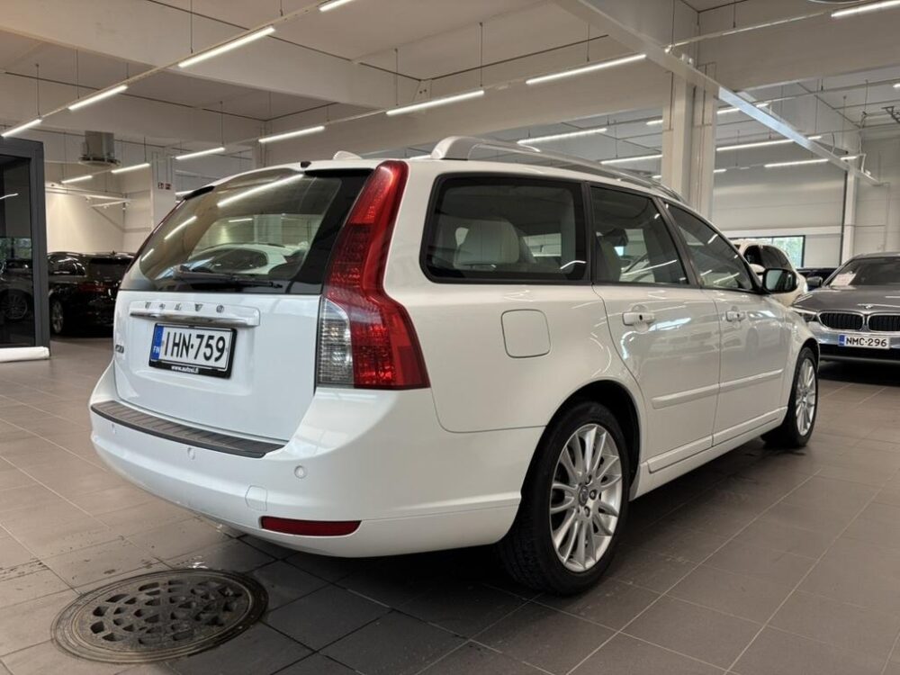 Volvo V50 4