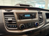 Ford Transit 19