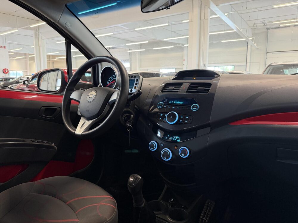 Chevrolet Spark 13