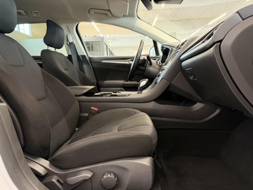 Ford Mondeo 16
