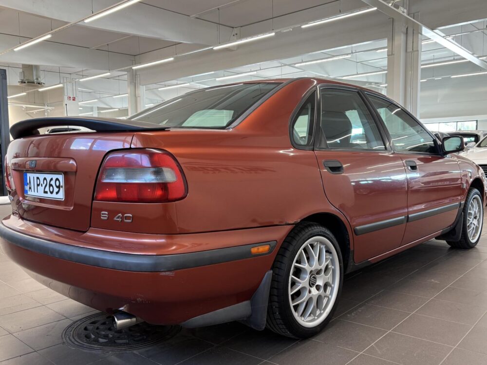 Volvo S40 4
