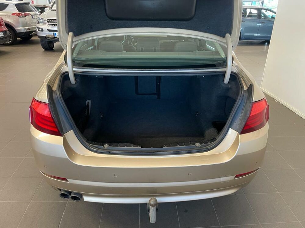 BMW 520 8