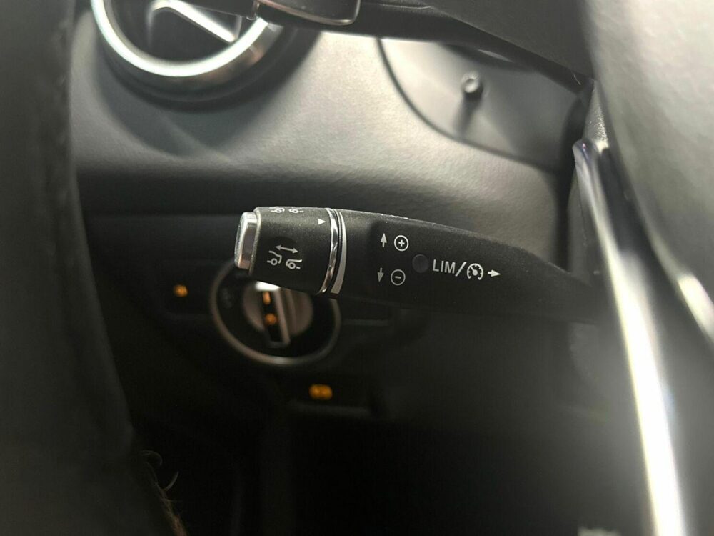 Mercedes-Benz CLA 45 AMG 18