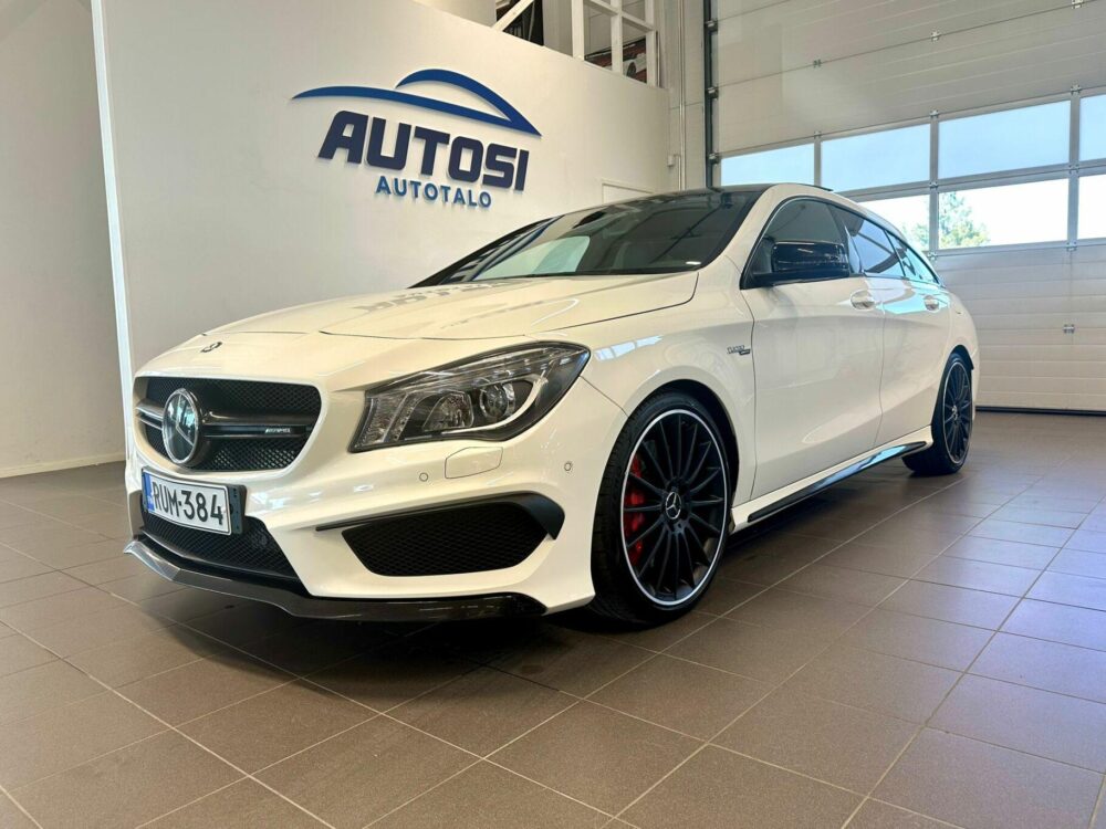 Mercedes-Benz CLA 45 AMG 1